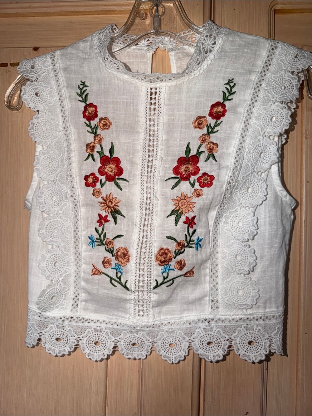 Embroidered White Lace-Trim Sleeveless Top